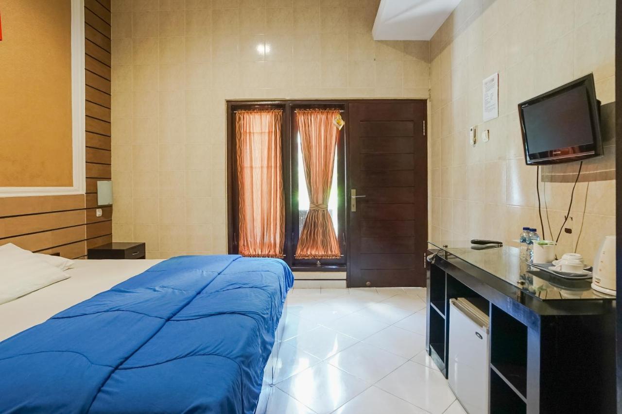 Denays Guesthouse Jimbaran Exterior foto