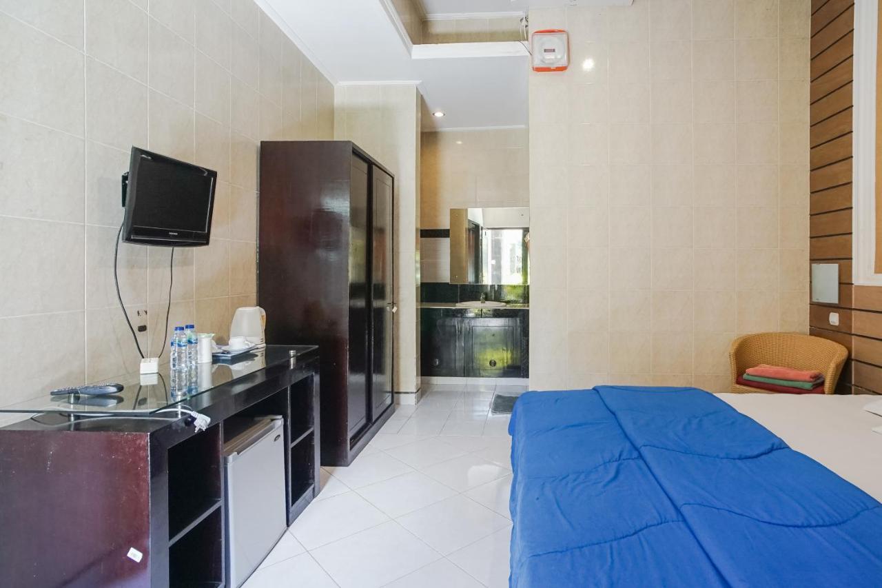 Denays Guesthouse Jimbaran Exterior foto