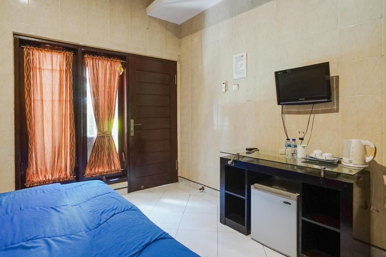 Denays Guesthouse Jimbaran Exterior foto