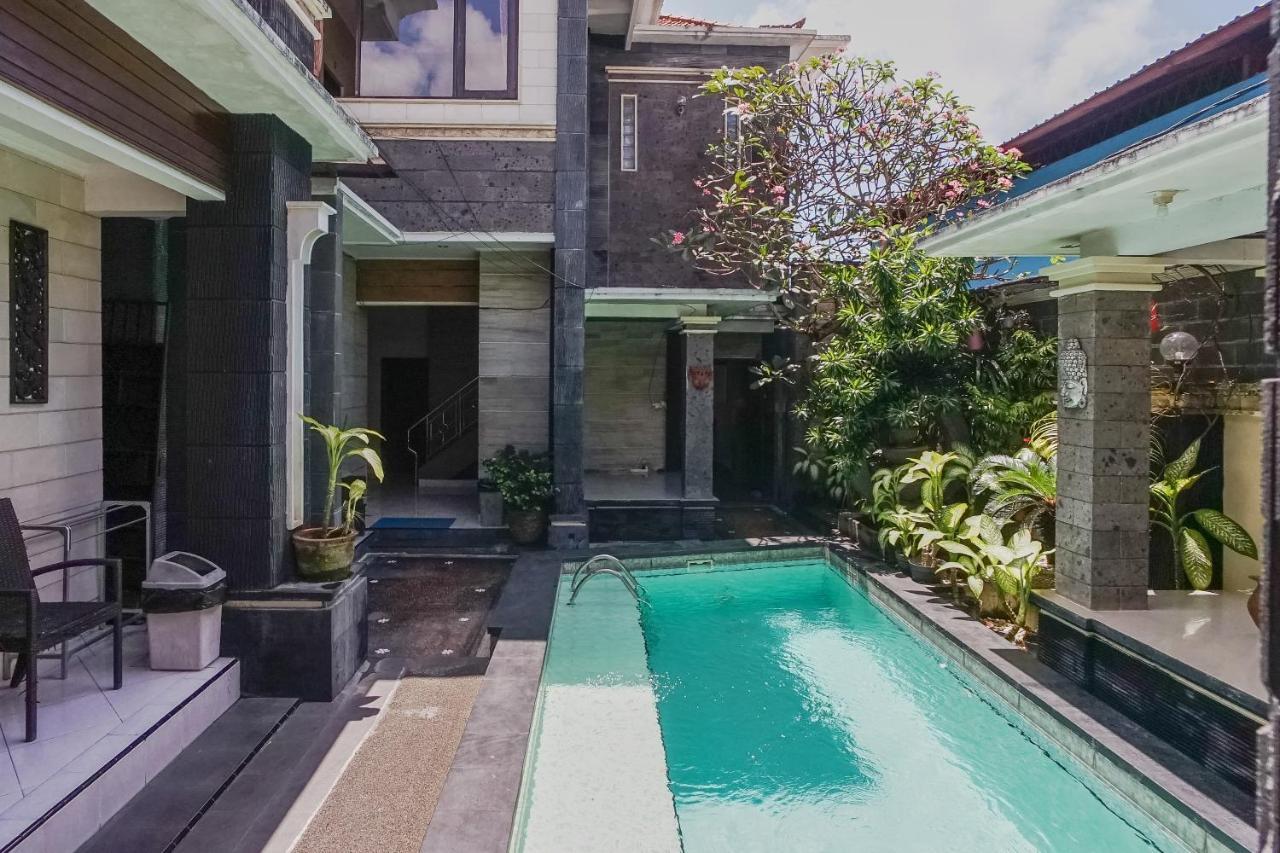 Denays Guesthouse Jimbaran Exterior foto